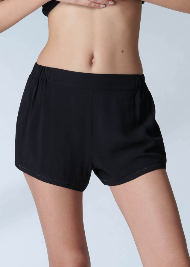 Short Simone Prle Noir