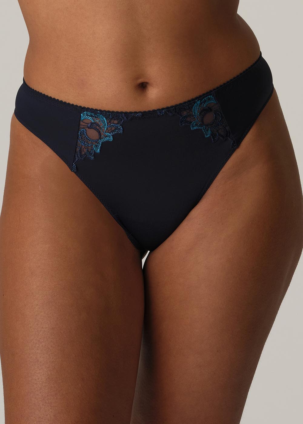 String Prima Donna Velvet Blue